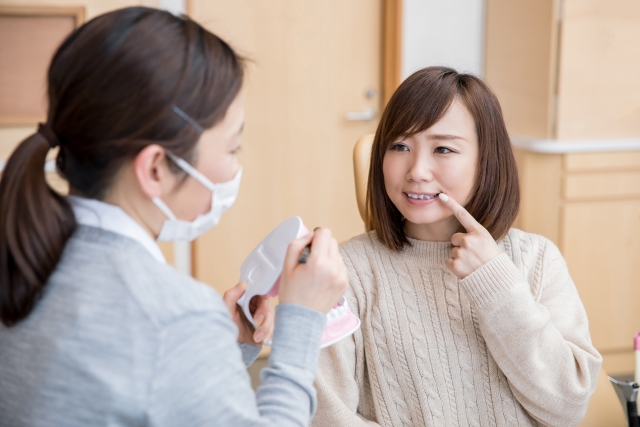 歯が黄ばんで、こんな悩みやコンプレックスを抱えていませんか